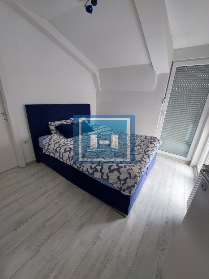 Trosoban stan u novogradnji 14