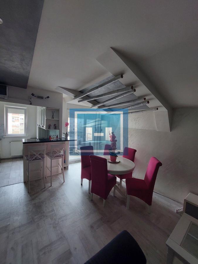 Trosoban stan u novogradnji 2