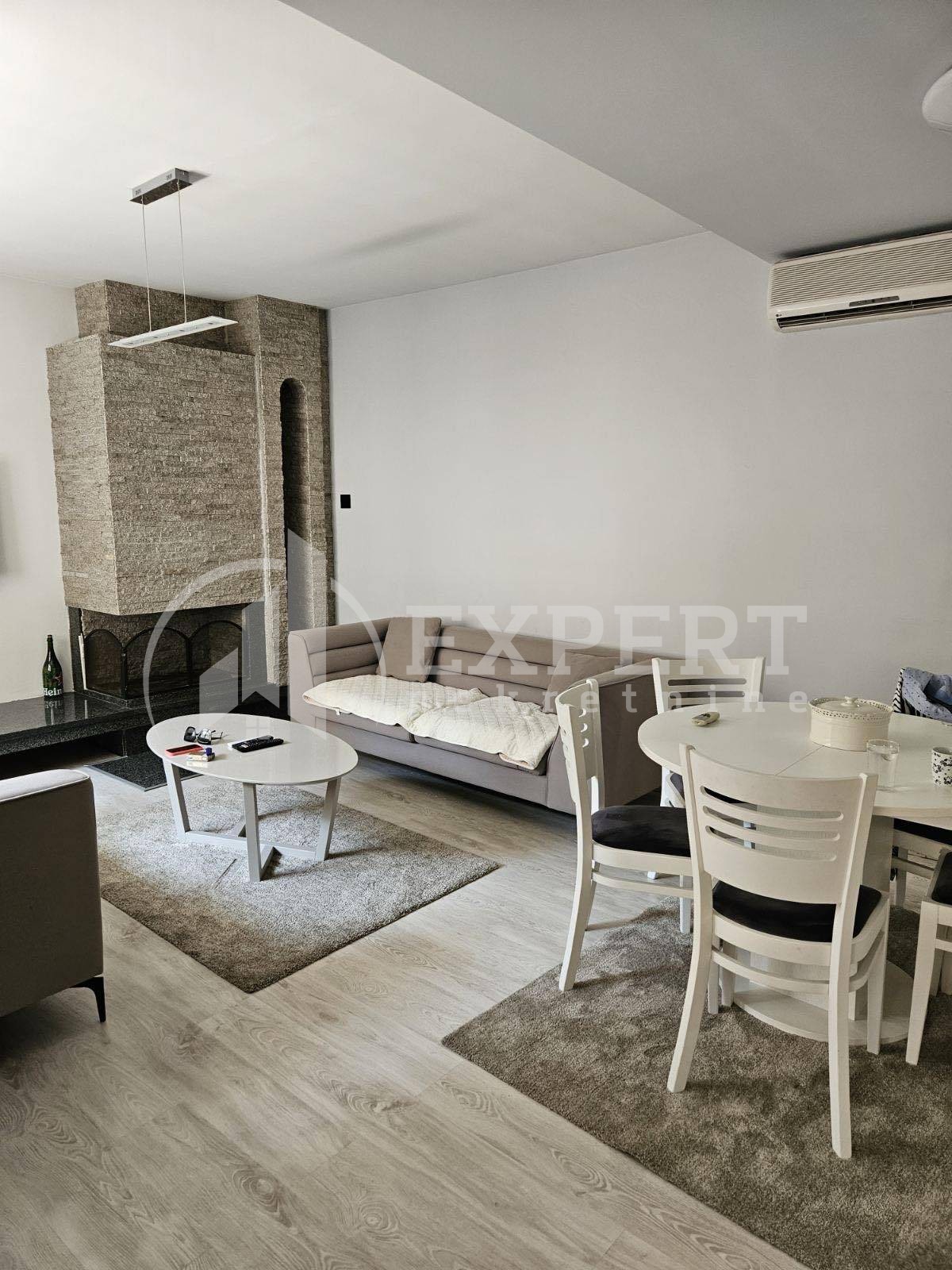 Trosobna kuća, 150 m2, Čamurlija, Bulevar 12. februar ID: i-012039 1