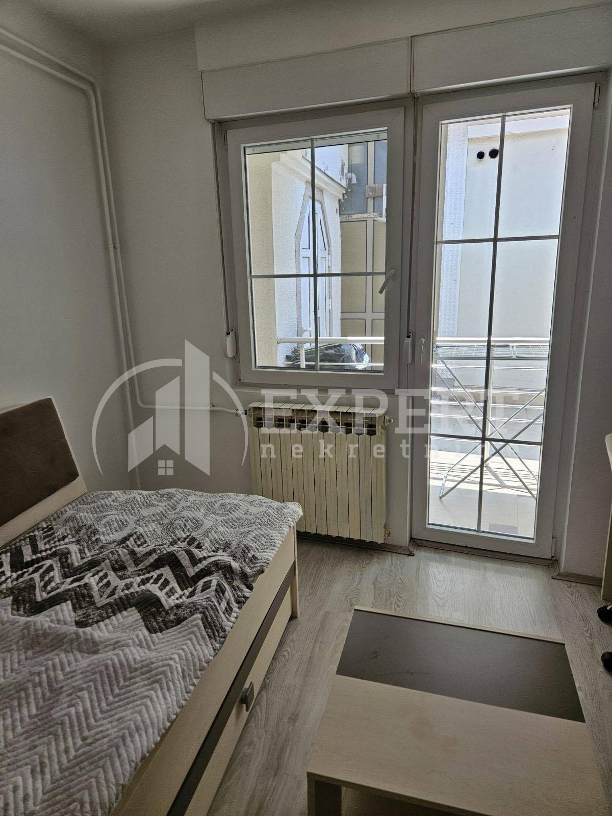 Trosobna kuća, 150 m2, Čamurlija, Bulevar 12. februar ID: i-012039 8