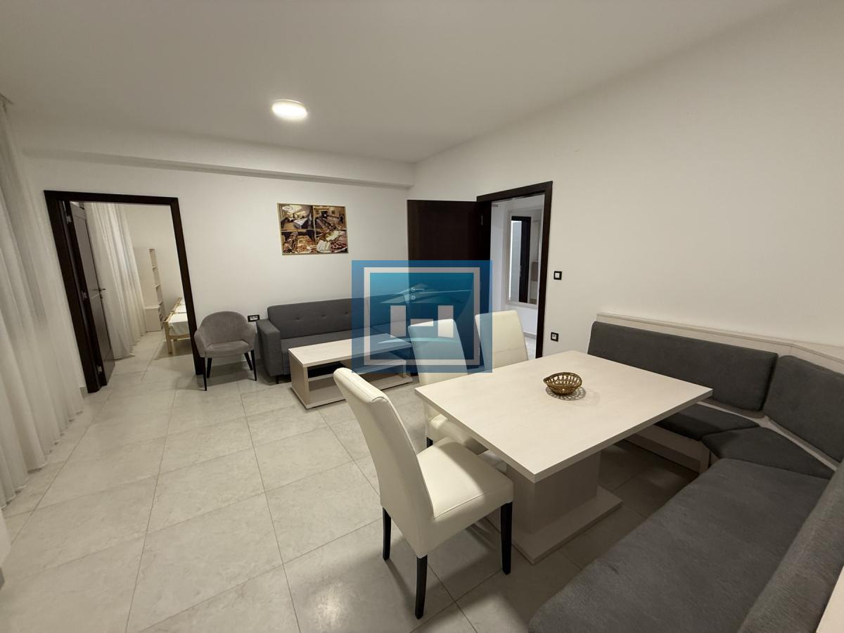 Veći luksuzan, namešten stan u Wing kompleksu- mogućnost kredita na 12 godina 7