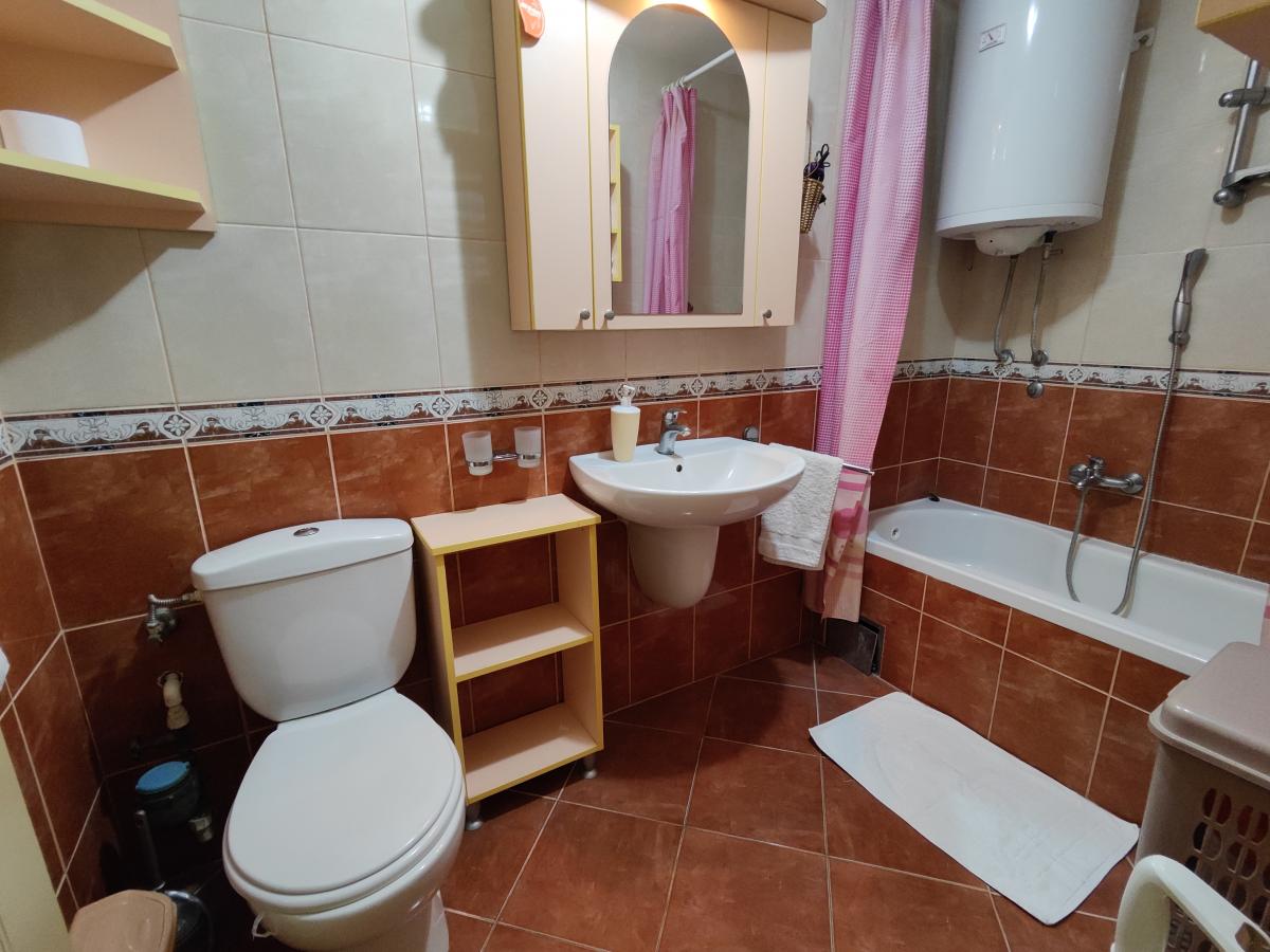 Veći,prelepo namešten jednosoban stan 14