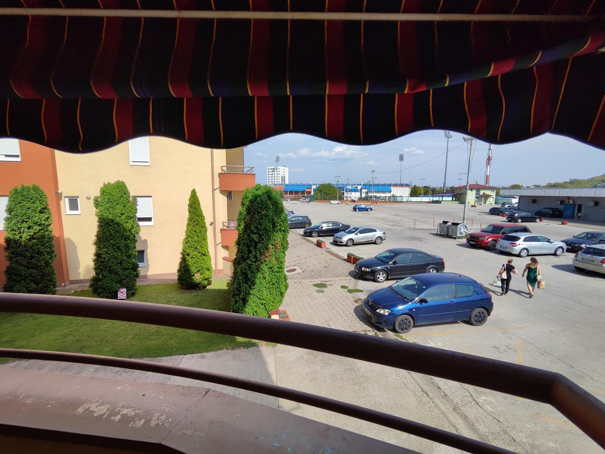 Veći,prelepo namešten jednosoban stan 16