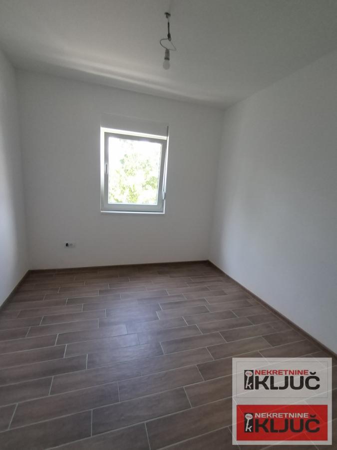 VETERNIK, 110m2, Petosoban, Novogradnja 9