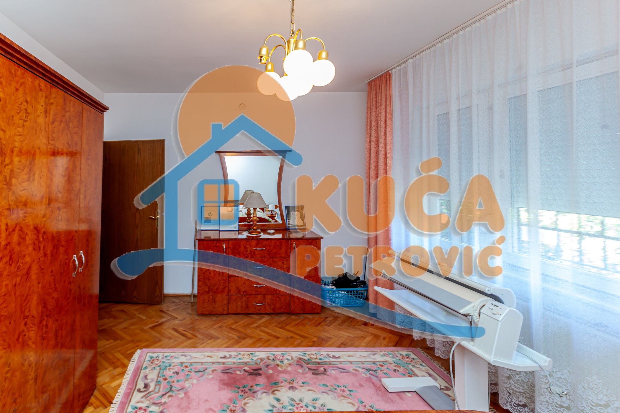 četvorosobna kuća, 500 m2, Mramorsko brdo ID: p-014459 9