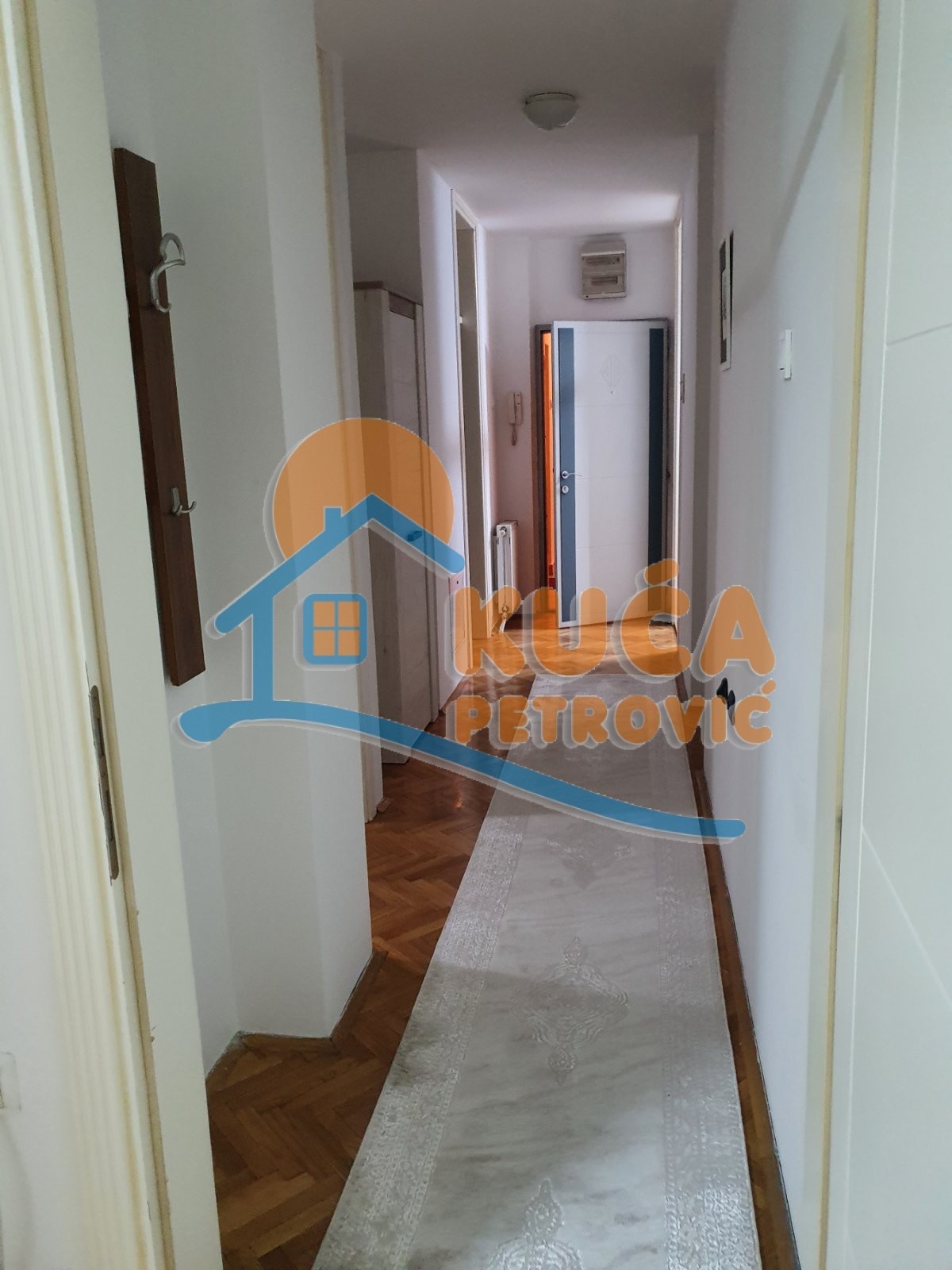 Dvosoban stan, 65 m2, Medijana, Trg kralja Aleksandra Ujedinitelja ID: i-07781 11