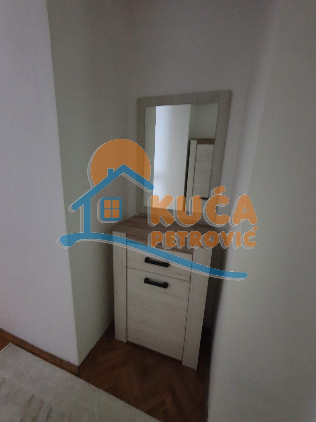 Dvosoban stan, 65 m2, Medijana, Trg kralja Aleksandra Ujedinitelja ID: i-07781 12
