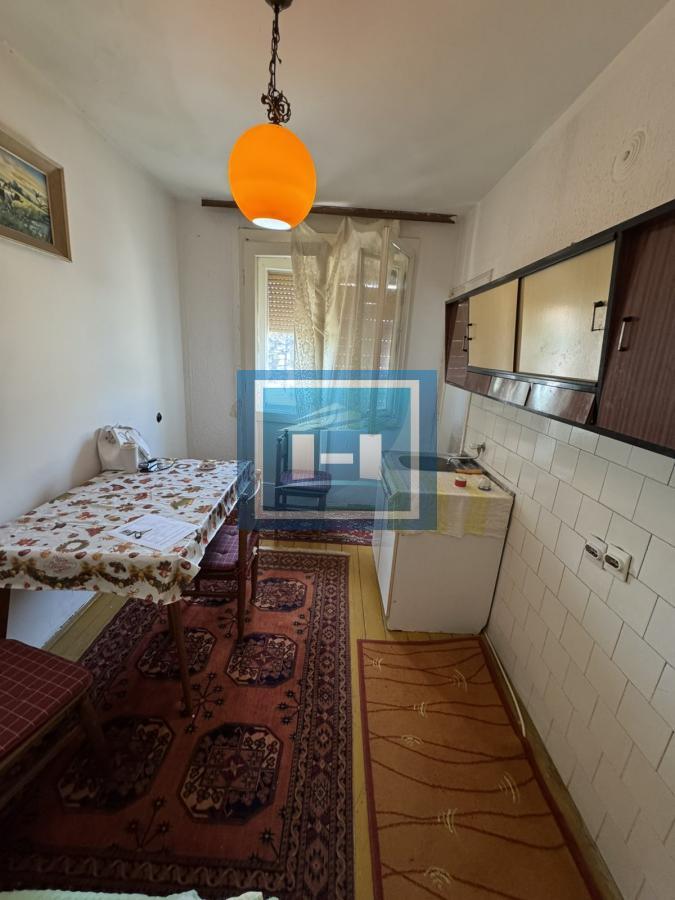 TOP PONUDA u samom CENTRU Ćuprije! Jednosoban stan 37 m² + podrum 7