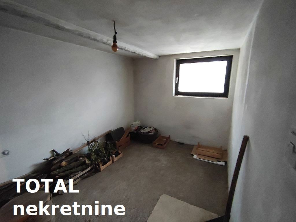 Kuca,KAC,KAC,kv: 300.00, € 280000, ID: 3074421 20