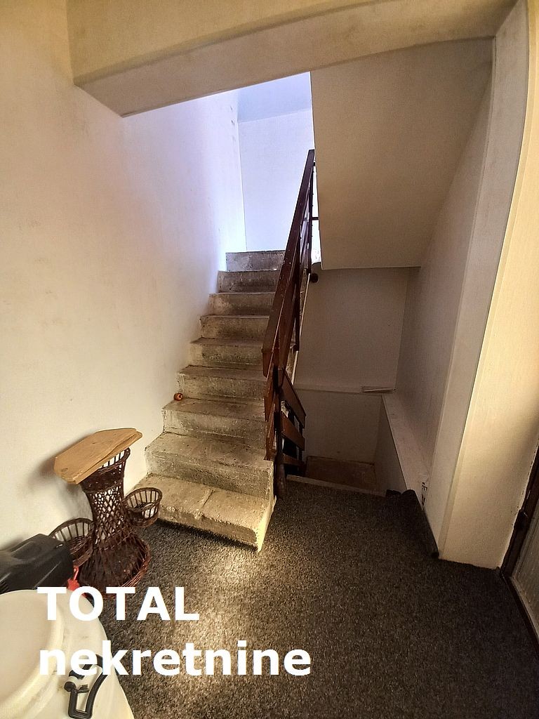 Kuca,NOVI SAD,ADICE,kv: 180.00, € 220000, ID: 3089887 18