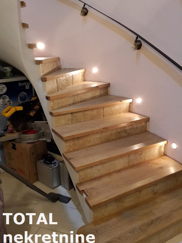 Kuca,NOVI SAD,ADICE,kv: 219.00, € 349170, ID: 3090221 9