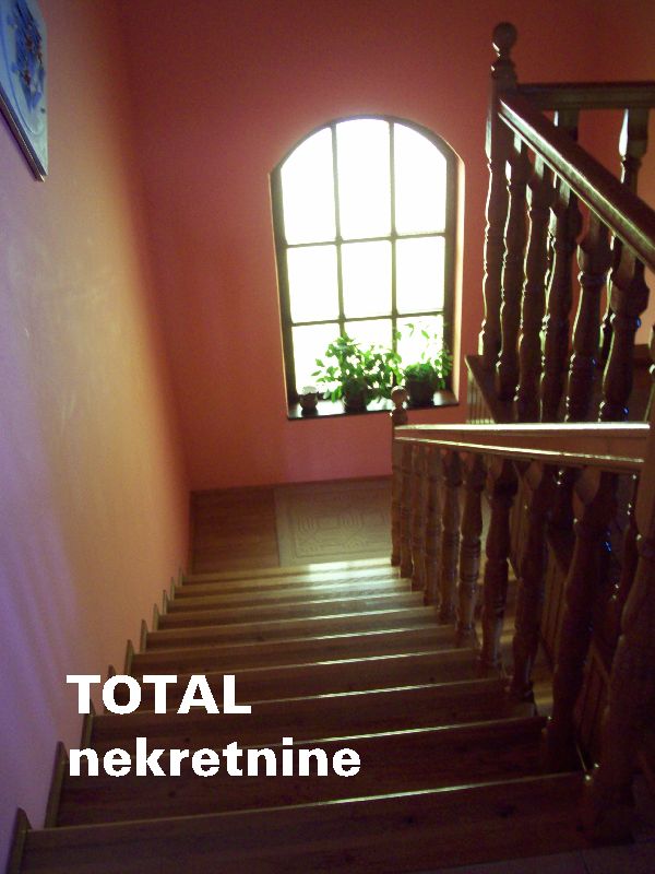 Kuca,NOVI SAD,NOVO NASELJE - ŠARENGRAD,kv: 434.00, € 412000, ID: 3069226 11