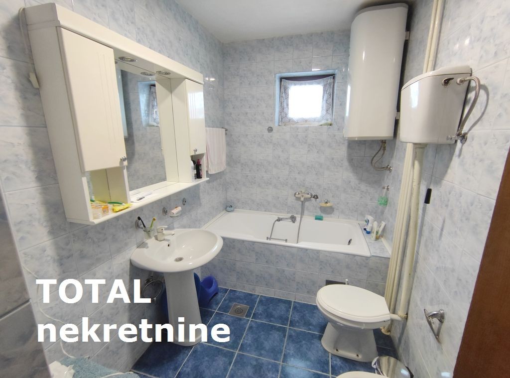 Kuca,PETROVARADIN,PETROVARADIN,kv: 288.00, € 226600, ID: 3089909 11