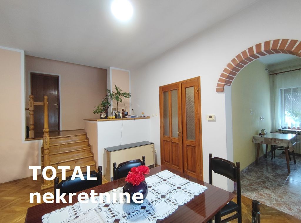 Kuca,PETROVARADIN,PETROVARADIN,kv: 288.00, € 226600, ID: 3089909 4