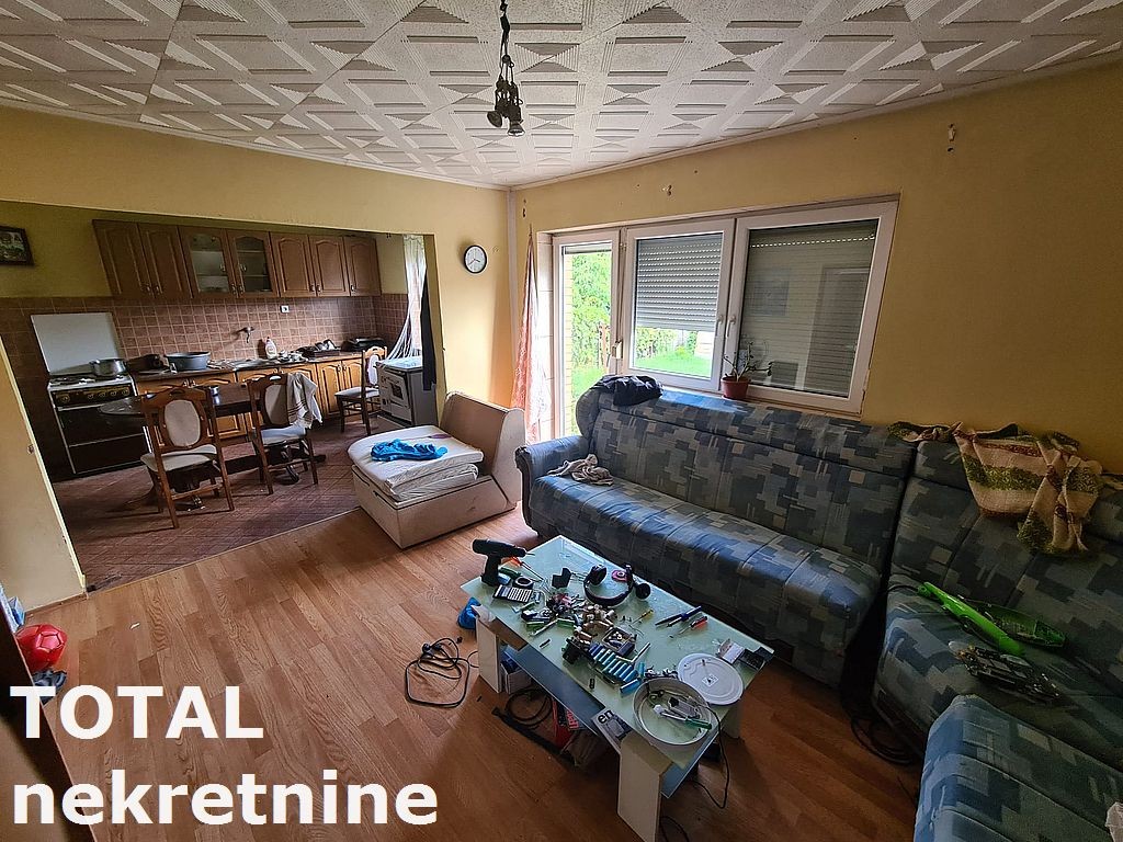 Kuca,PETROVARADIN,SADOVI,kv: 200.00, € 185400, ID: 3090173 1