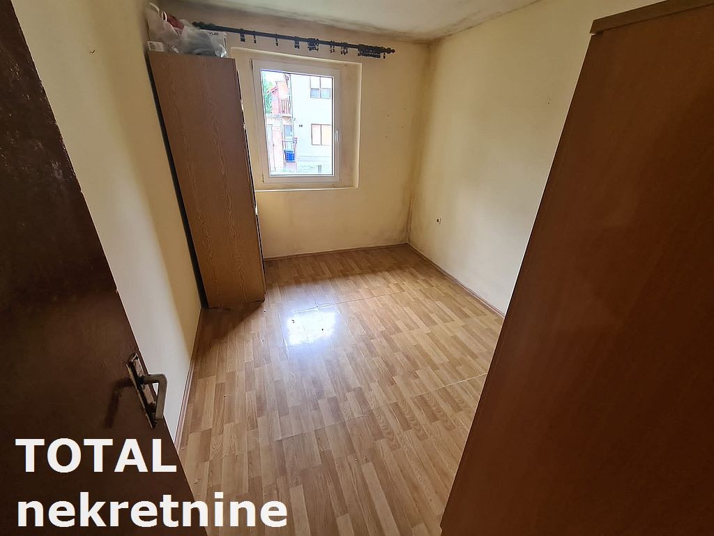 Kuca,PETROVARADIN,SADOVI,kv: 200.00, € 185400, ID: 3090173 6