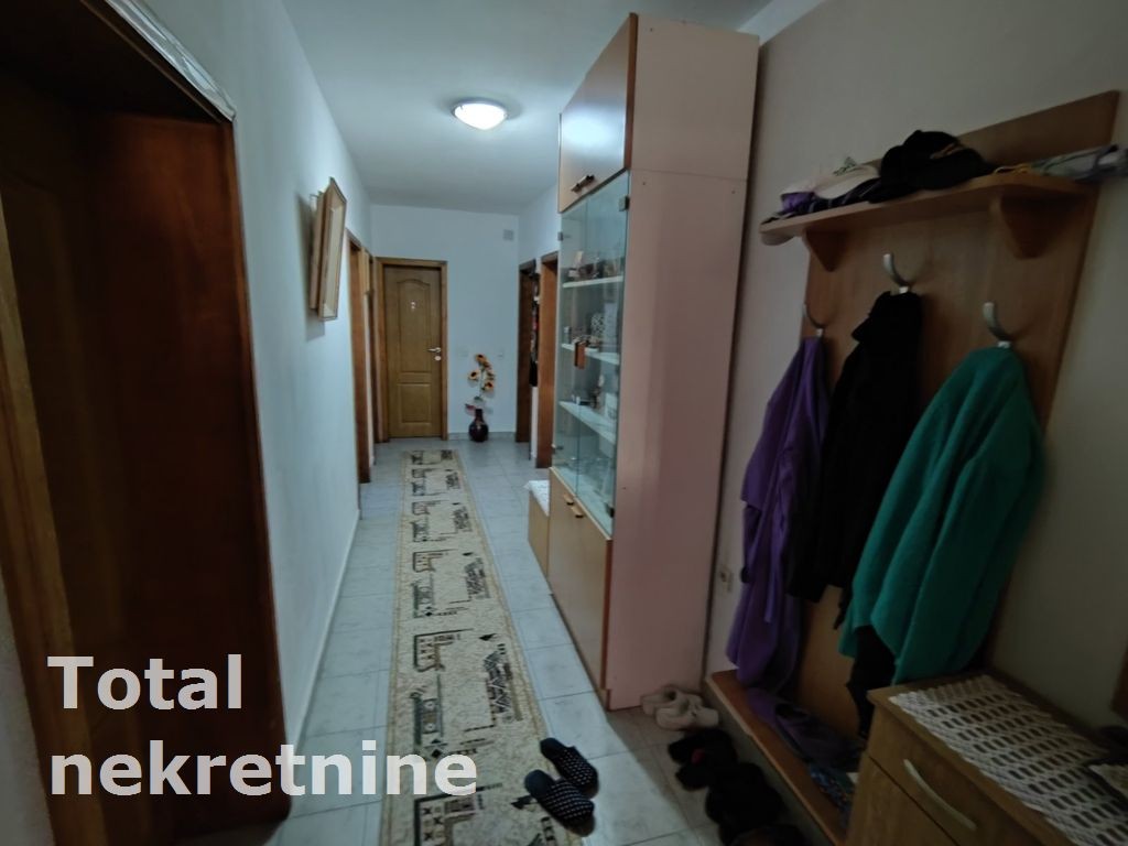 Kuca,SREMSKA KAMENICA,CARDAK,kv: 400.00, € 500000, ID: 3090046 2