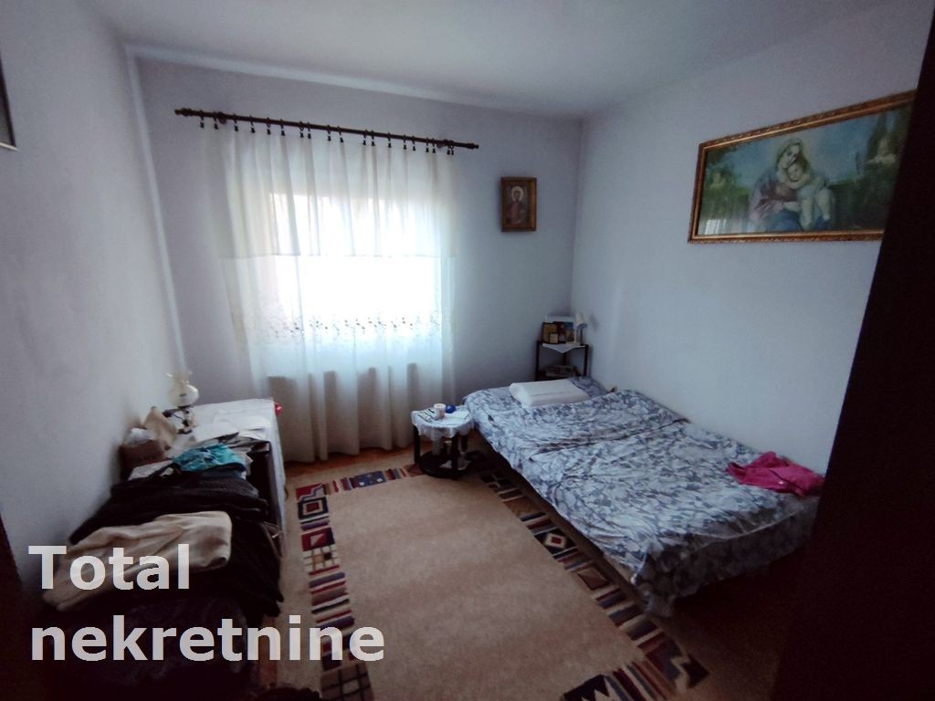 Kuca,SREMSKA KAMENICA,CARDAK,kv: 400.00, € 500000, ID: 3090046 7