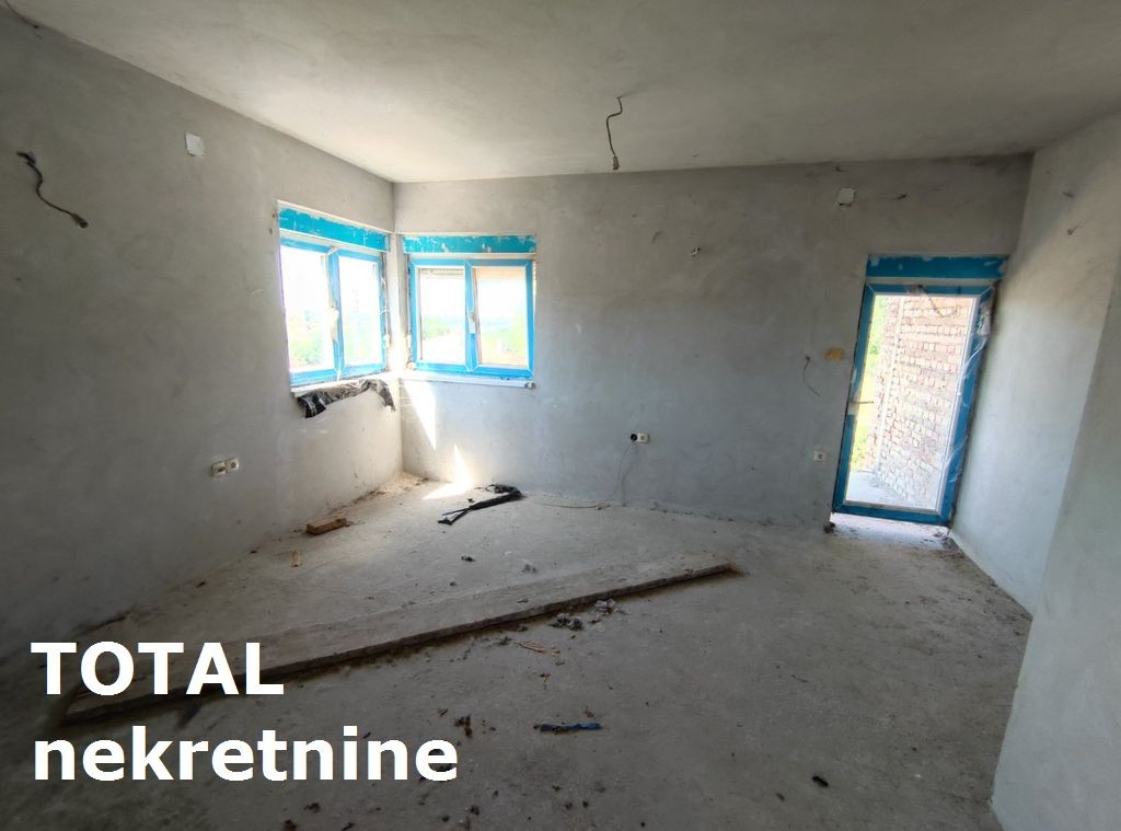 Kuca,SREMSKA KAMENICA,PARAGOVO,kv: 200.00, € 206000, ID: 3090163 2