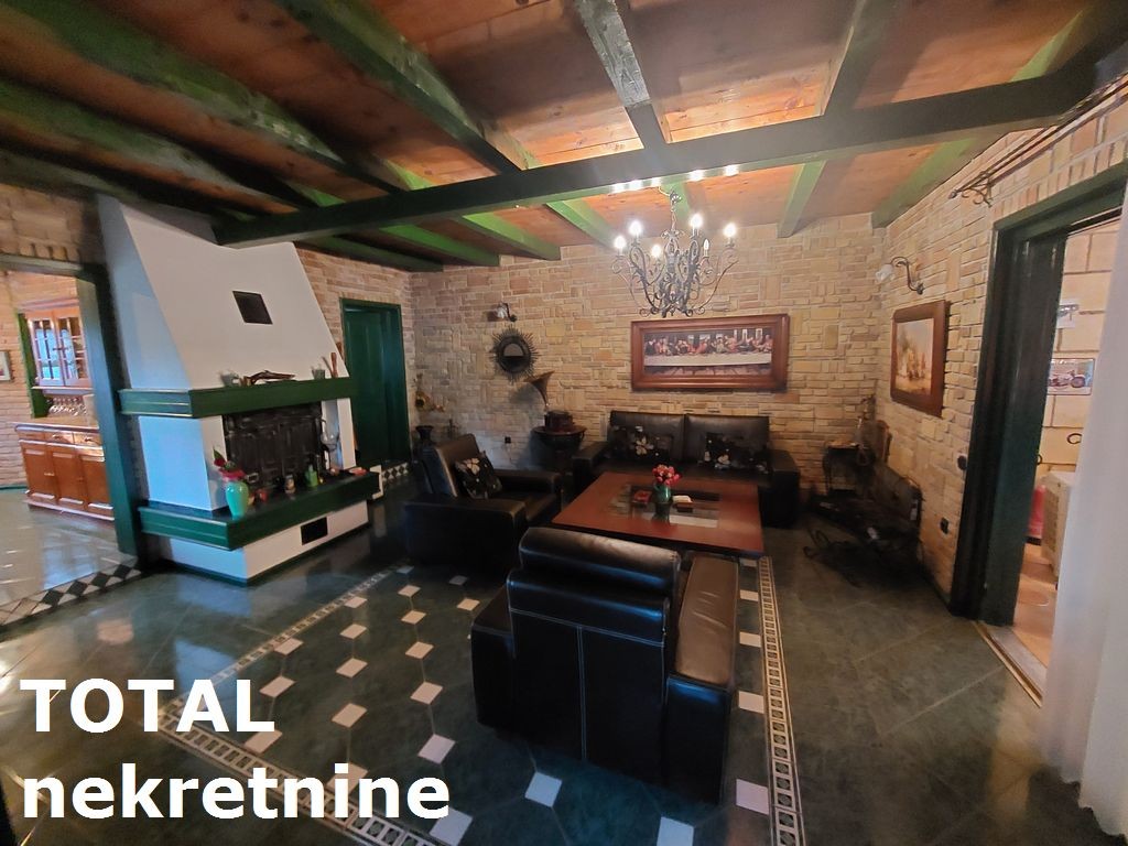 Kuca,SREMSKA KAMENICA,POPOVICA,kv: 200.00, € 824000, ID: 3090240 6