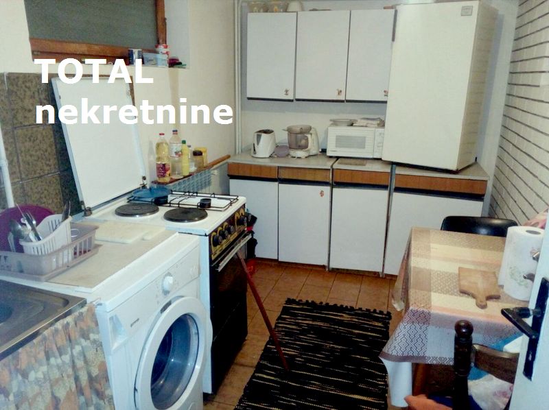 Kuca,SREMSKA KAMENICA,SREMSKA KAMENICA,kv: 250.00, € 180000, ID: 3075463 8