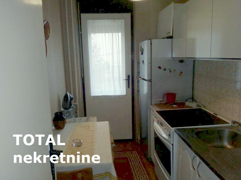 Kuca,SREMSKA KAMENICA,SREMSKA KAMENICA,kv: 250.00, € 180000, ID: 3075463 9