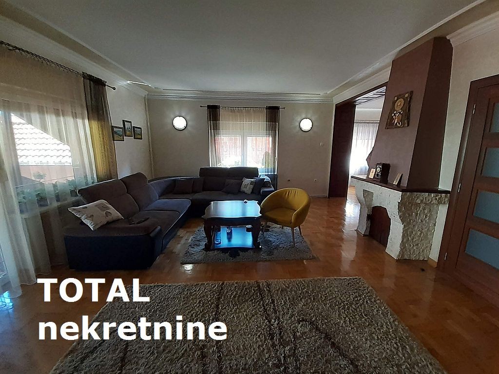 Kuca,VETERNIK,CENTAR,kv: 238.00, € 360500, ID: 3089776 1