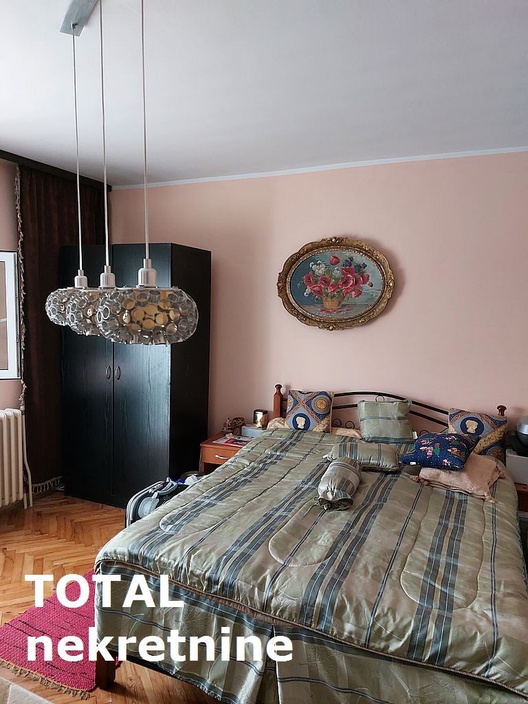 Kuca,VETERNIK,VETERNIK,kv: 240.00, € 195700, ID: 3089867 1
