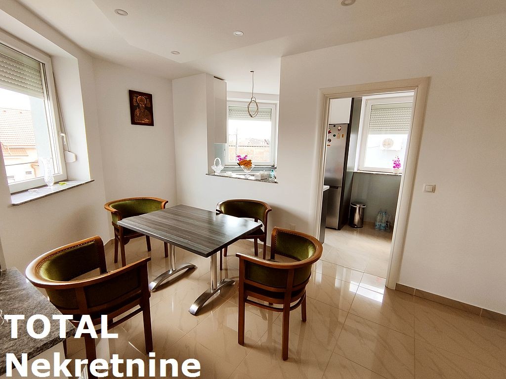 Lokal,VETERNIK,BELI DVORI,kv: 970.00, € 950000, ID: 8089674 15