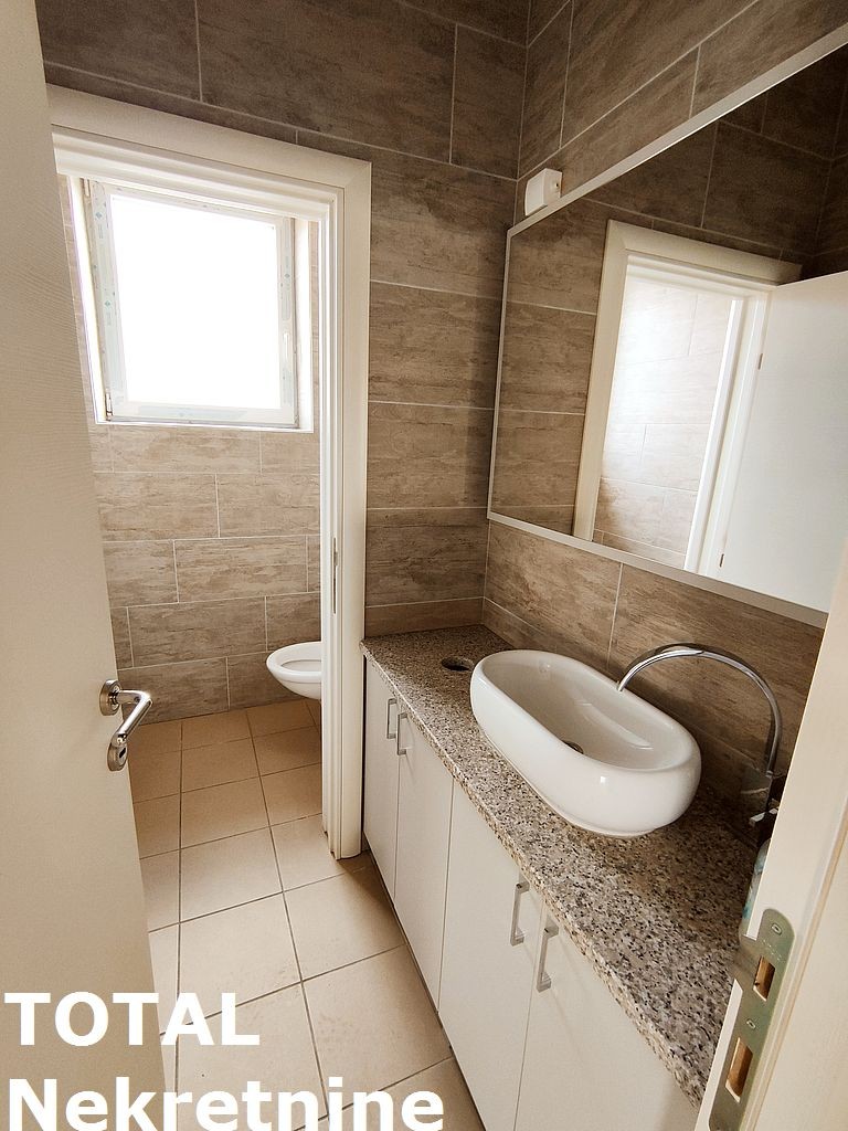 Lokal,VETERNIK,BELI DVORI,kv: 970.00, € 950000, ID: 8089674 19