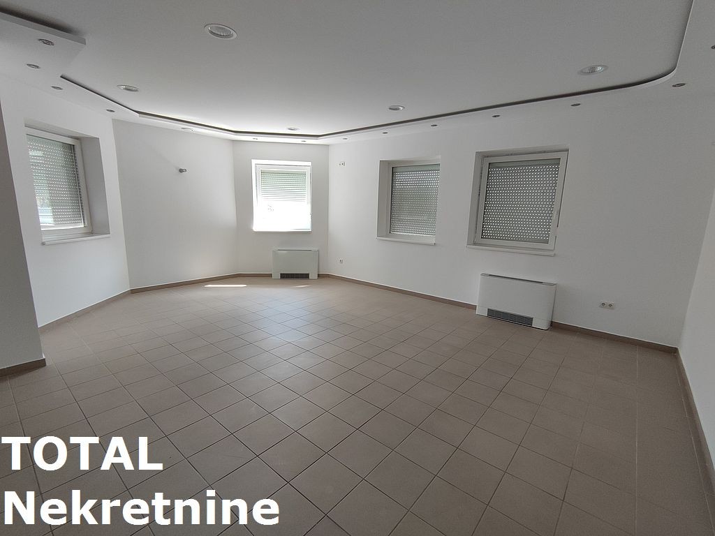 Lokal,VETERNIK,BELI DVORI,kv: 970.00, € 950000, ID: 8089674 5