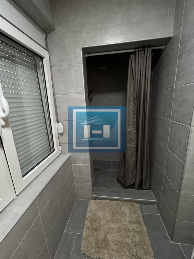 Na prodaju nova kuća 10 km od grada – legalizovana, useljiva i odmah dostupna 19