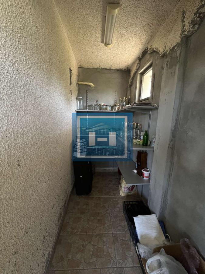 Na prodaju nova kuća 10 km od grada – legalizovana, useljiva i odmah dostupna 33