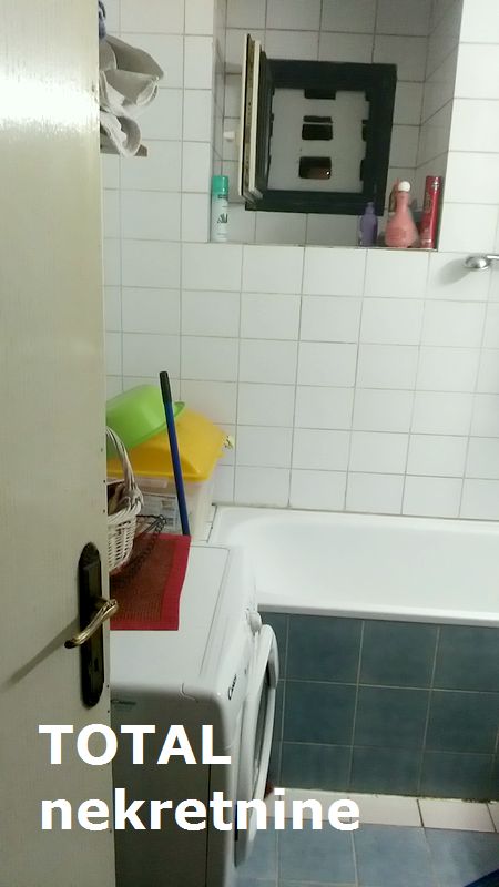 Stan,NOVI SAD,BULEVAR,kv: 76.00, € 169950, ID: 1040224 10