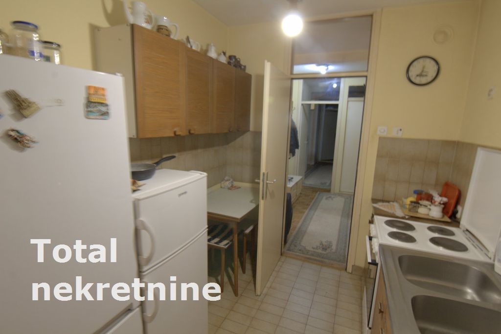 Stan,NOVI SAD,BULEVAR,kv: 91.00, € 247200, ID: 1093112 11