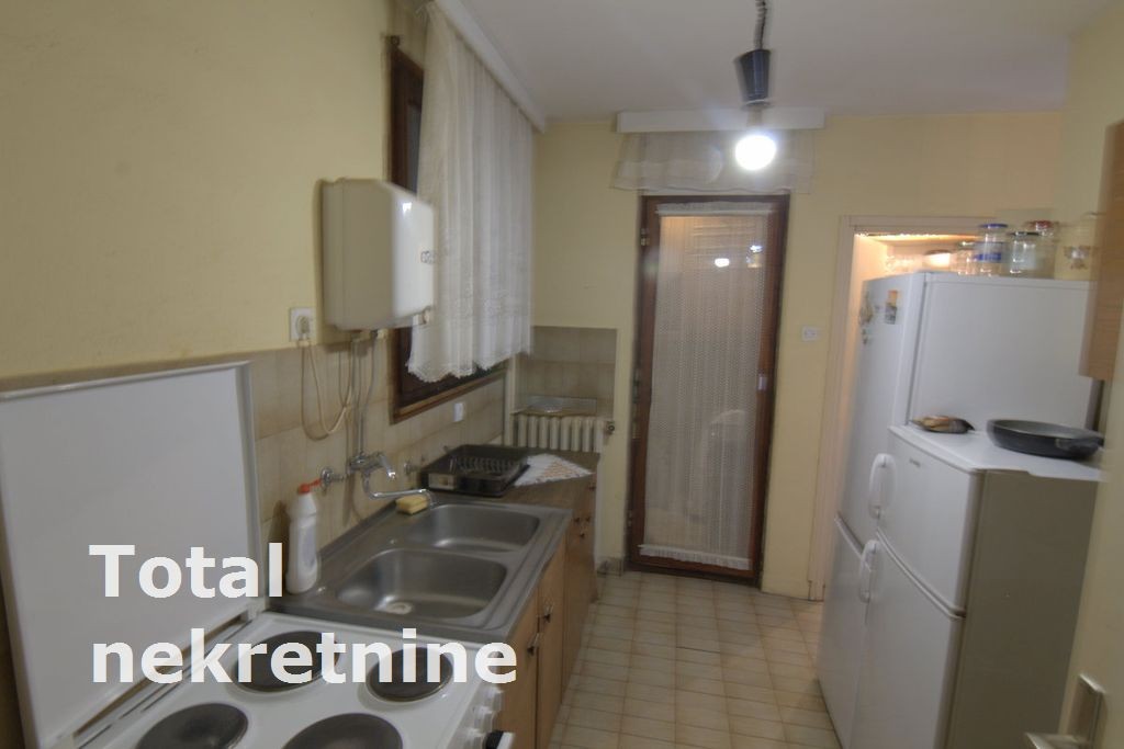 Stan,NOVI SAD,BULEVAR,kv: 91.00, € 247200, ID: 1093112 12