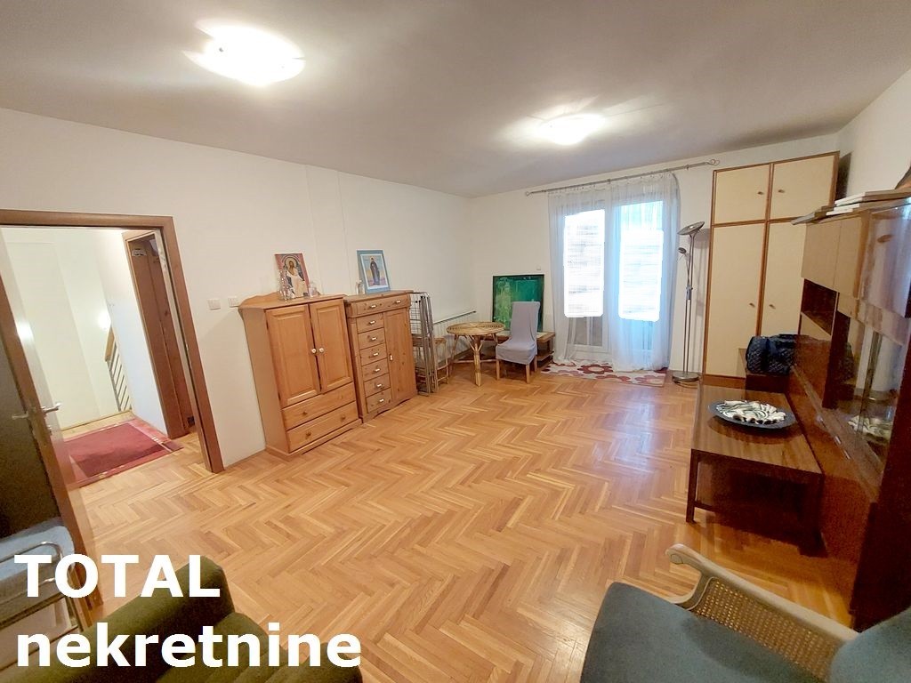 Stan,NOVI SAD,BULEVAR EVROPE,kv: 106.00, € 195000, ID: 1095572 9
