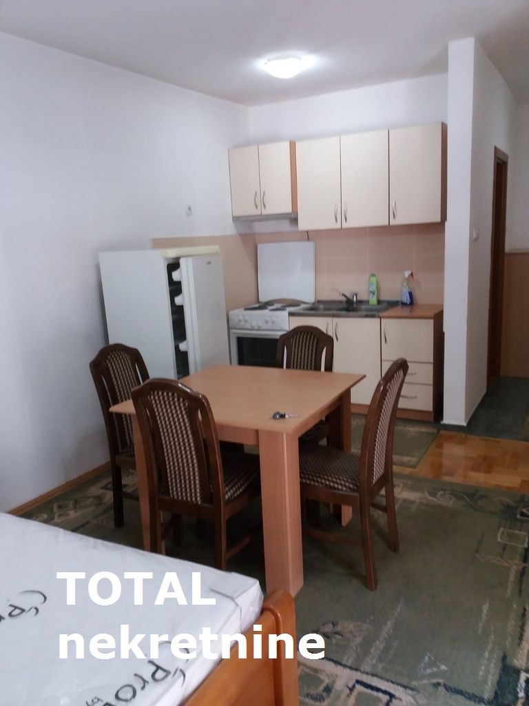 Stan,NOVI SAD,BULEVAR EVROPE,kv: 32.00, € 98880, ID: 1091764 1