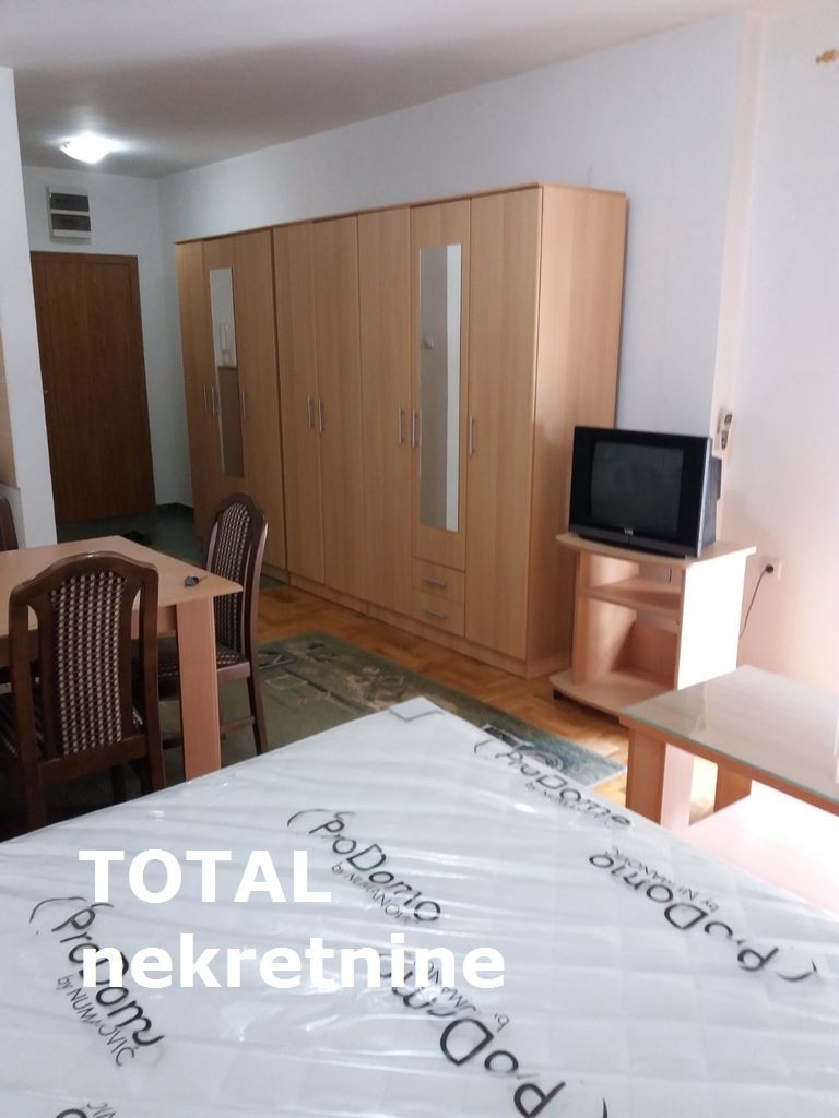 Stan,NOVI SAD,BULEVAR EVROPE,kv: 32.00, € 98880, ID: 1091764 4