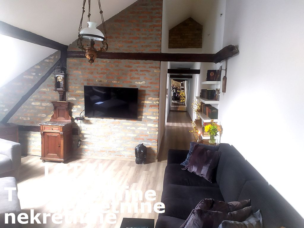 Stan,NOVI SAD,CENTAR,kv: 147.00, € 325530, ID: 1094693 1