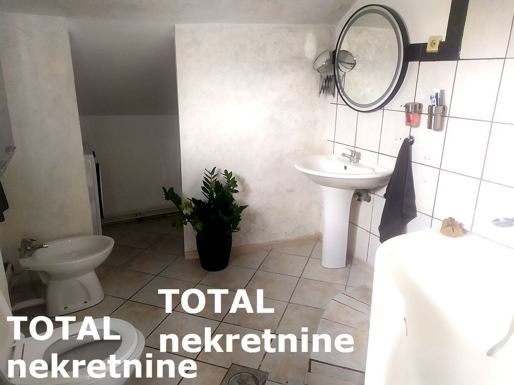 Stan,NOVI SAD,CENTAR,kv: 147.00, € 325530, ID: 1094693 12