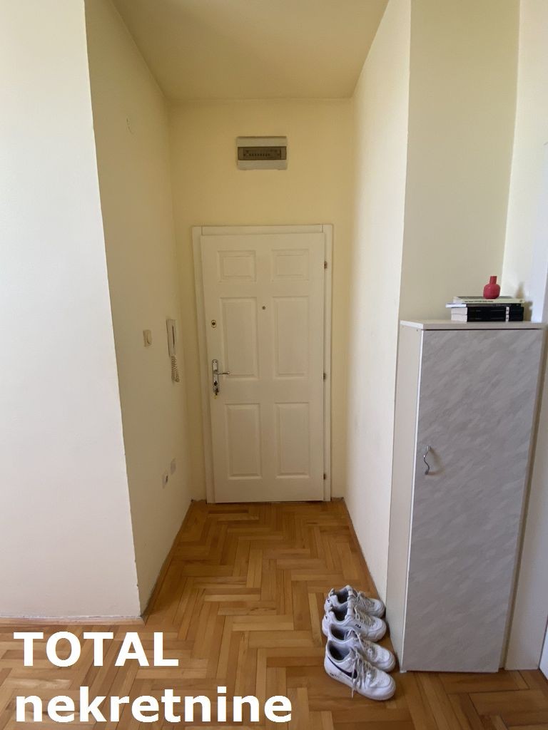 Stan,NOVI SAD,CENTAR,kv: 30.00, € 77250, ID: 1072245 12