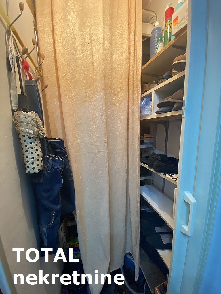 Stan,NOVI SAD,CENTAR,kv: 64.00, € 195700, ID: 1095377 6