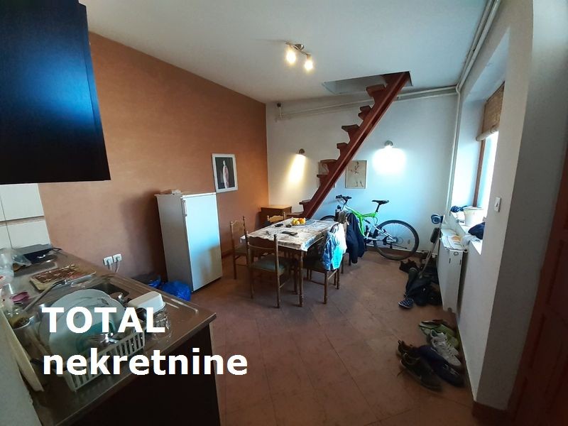 Stan,NOVI SAD,CENTAR,kv: 70.00, € 154500, ID: 1091251 7