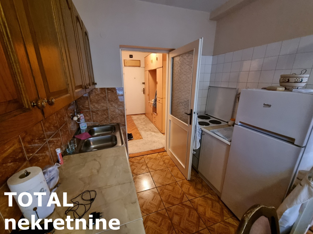 Stan,NOVI SAD,CENTAR,kv: 70.00, € 252350, ID: 1096494 8