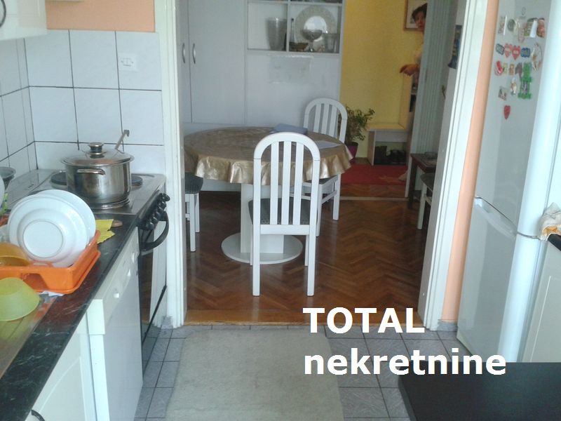 Stan,NOVI SAD,GRBAVICA,kv: 93.00, € 267800, ID: 1074045 8