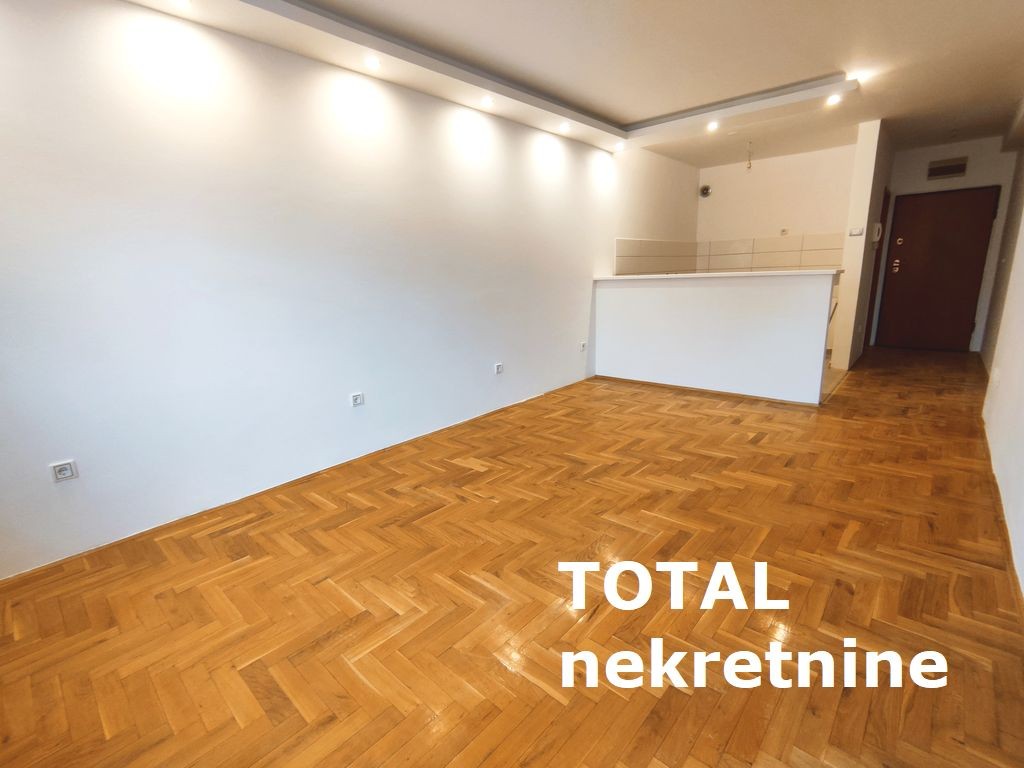 Stan,NOVI SAD,NOVA DETELINARA,kv: 54.00, € 140000, ID: 1094352 3