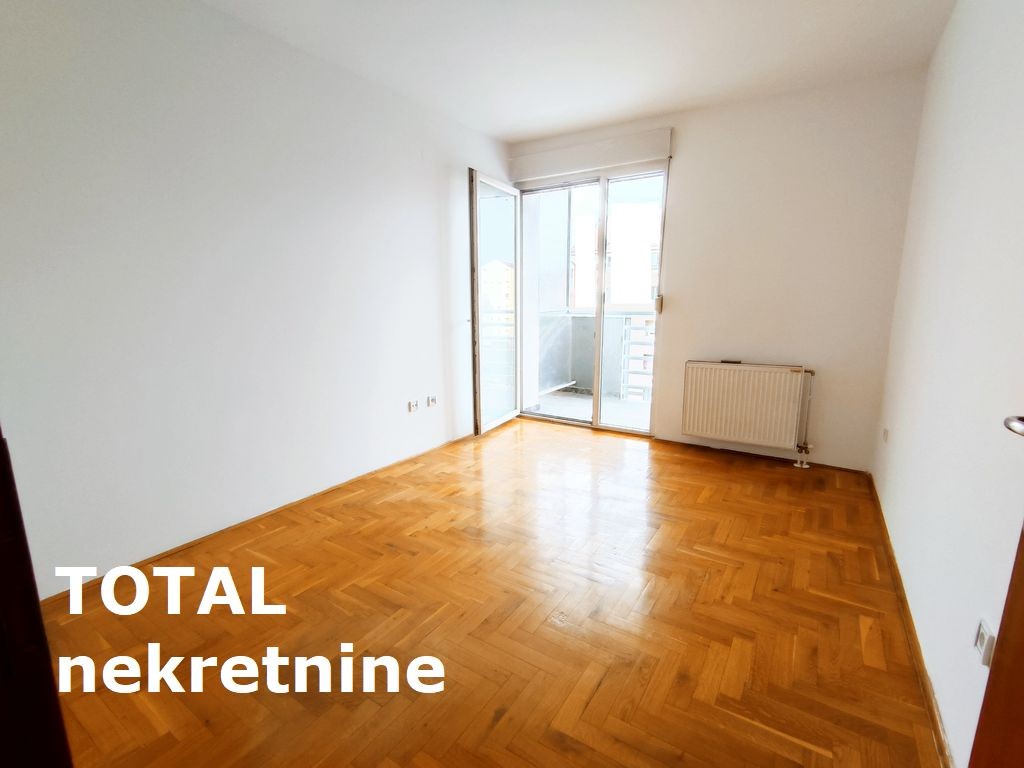 Stan,NOVI SAD,NOVA DETELINARA,kv: 54.00, € 140000, ID: 1094352 7