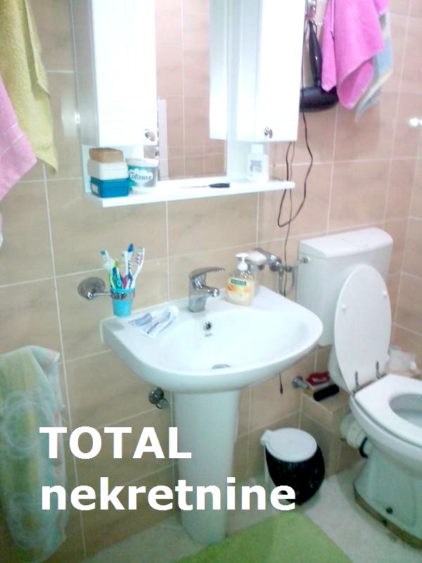 Stan,NOVI SAD,PODBARA,kv: 87.00, € 144200, ID: 1075999 12