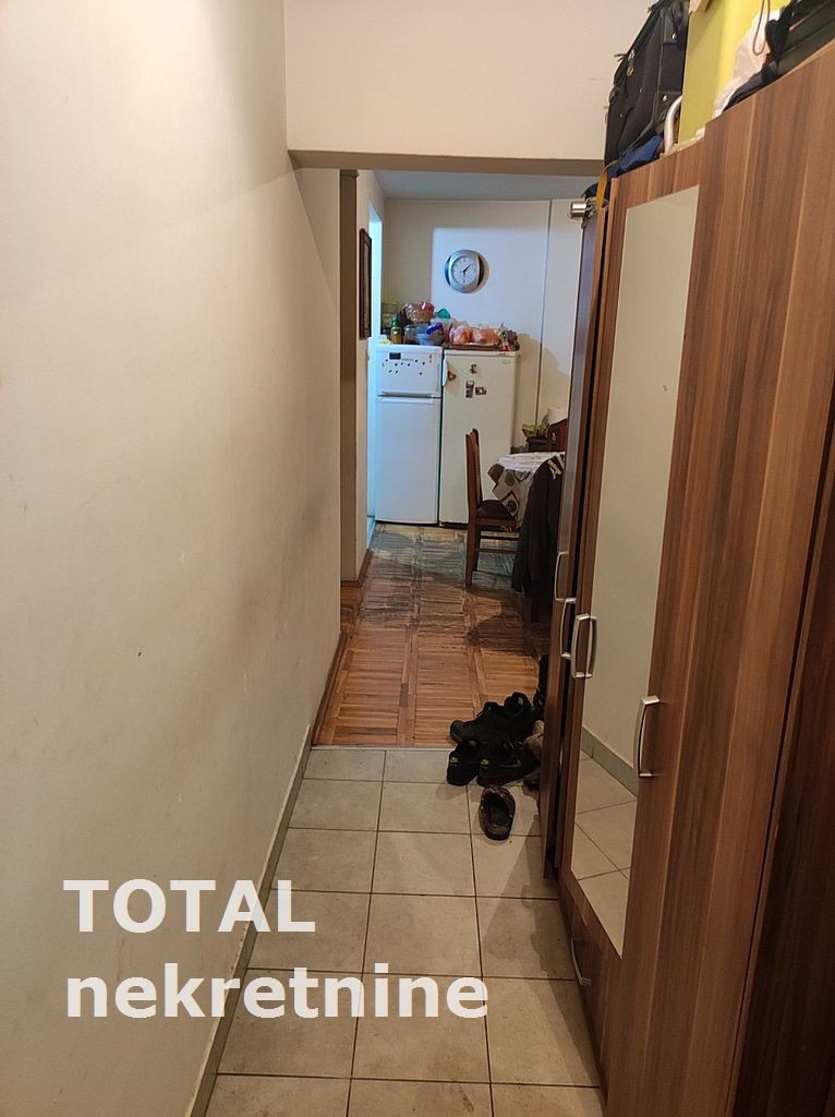 Stan,PETROVARADIN,CENTAR,kv: 65.00, € 123600, ID: 1092882 9